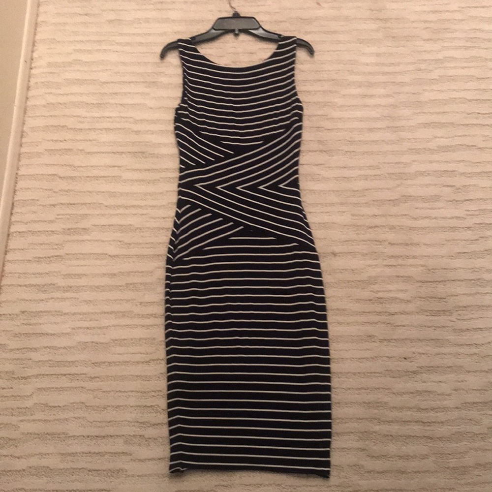 Philosophy Dress - Picture 2 of 2